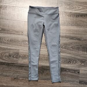 💋 Fabletics zip pocket Leggings 💋